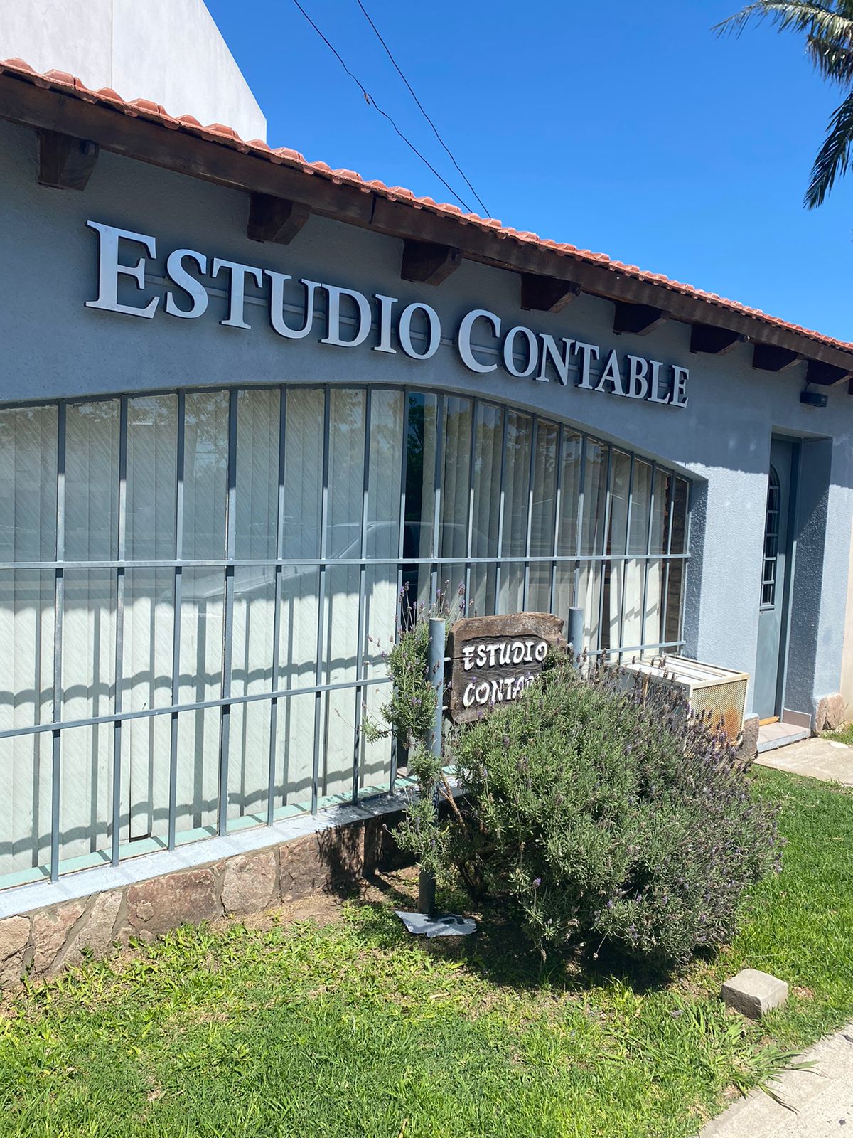 Fachada exterior del Estudio Contable Fritzler y Asociados en Paraná